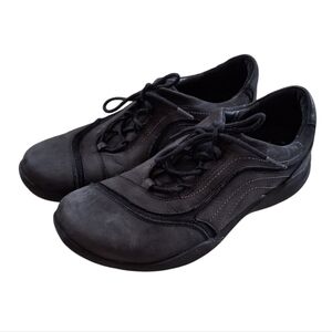 Clarks Wave Walking Shoes Black Size 7.5
